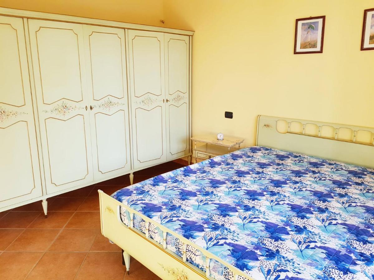 Langhe E Roero - Casa Da Angela Lägenhet Sommariva Perno Exteriör bild